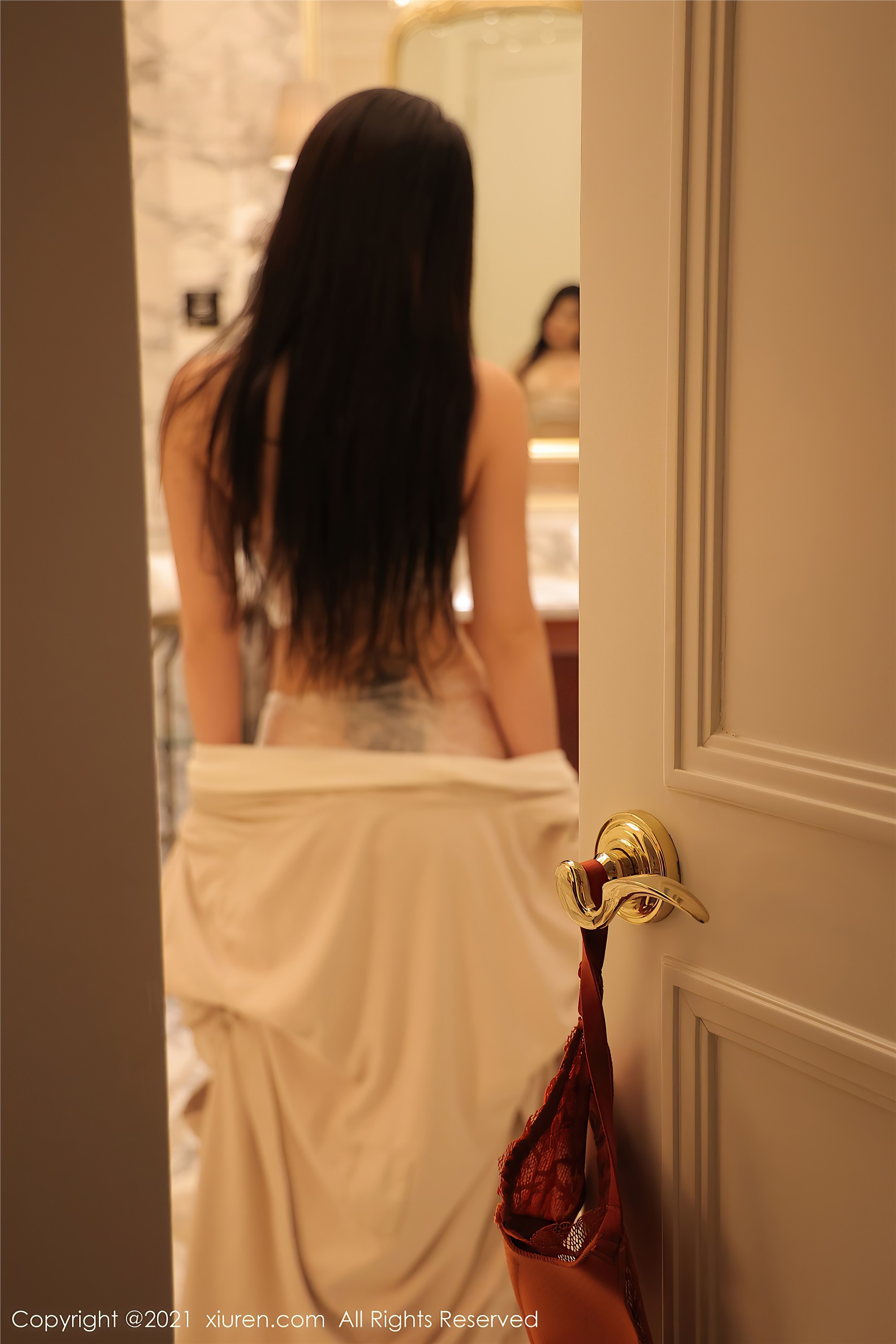 XIUREN秀人网 2021.07.29 No.3735 美七Mia